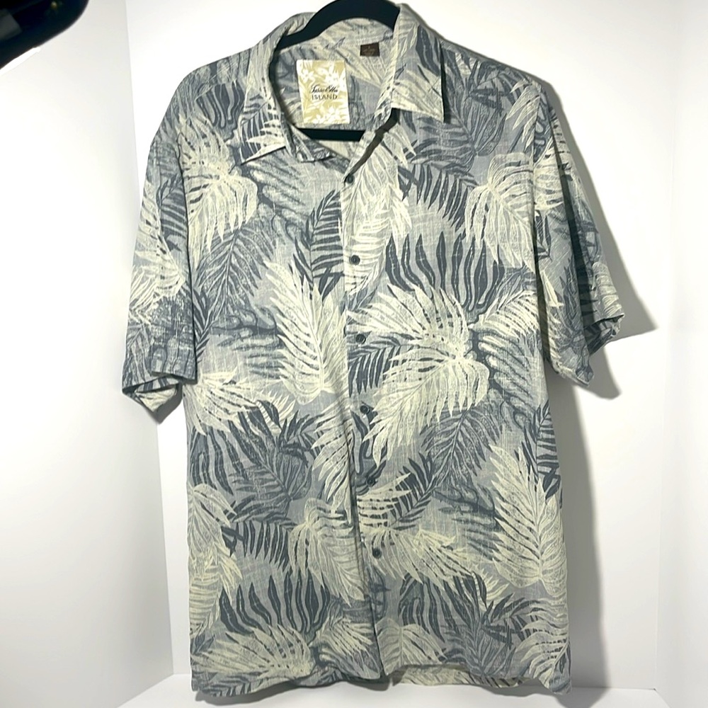 Tasso Elba Island Silk/ Linen shirt. Hawaiian Button Down